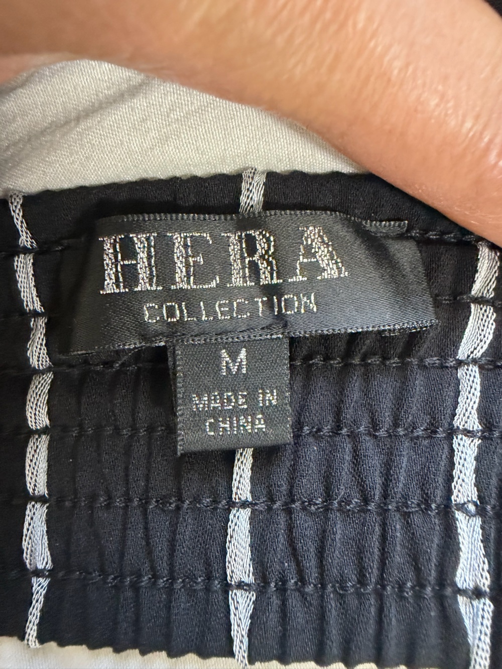 New Era Black and White Striped Bralette - Picture 2 of 7